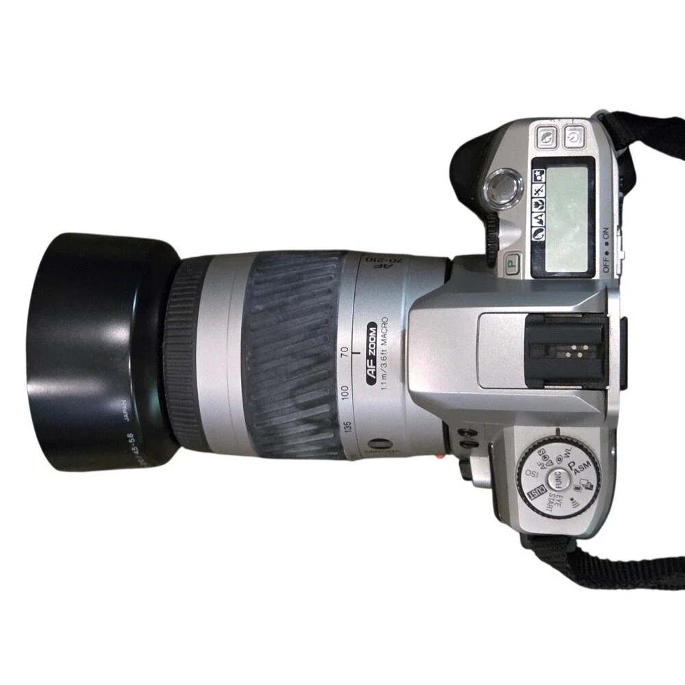 Minolta Maxxum 5 35MM SLR Film Camera with  AF Zoom 70-210 In Box! Vintage